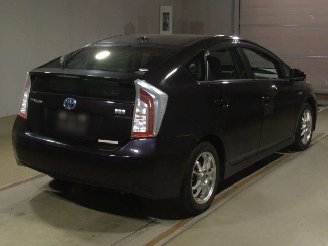 TOYOTA PRIUS 2015