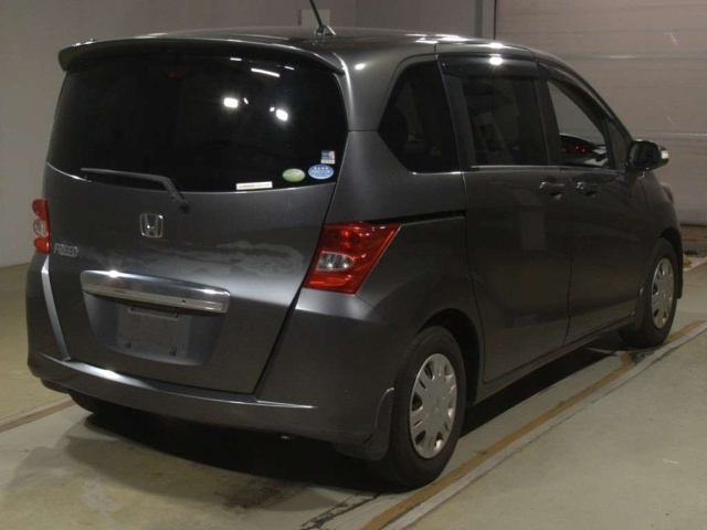 HONDA FREED 2009