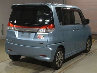 MITSUBISHI DELICA D2 2015