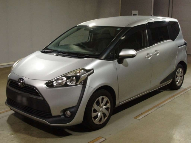 TOYOTA SIENTA 2018