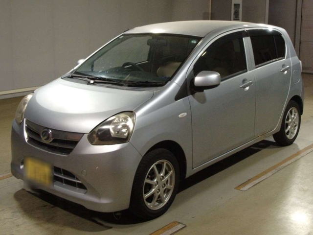 DAIHATSU MIRA E S 2013