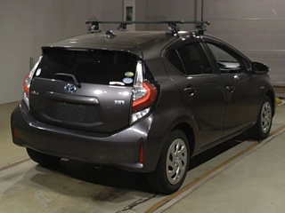TOYOTA AQUA 2018