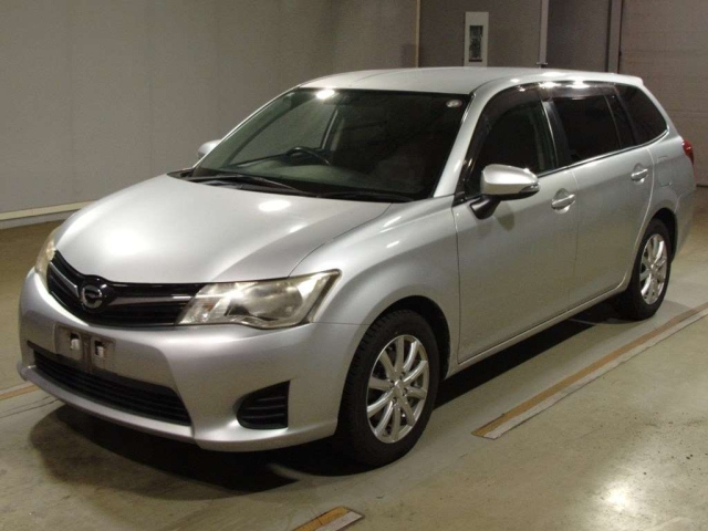 TOYOTA COROLLA FIELDER 2013