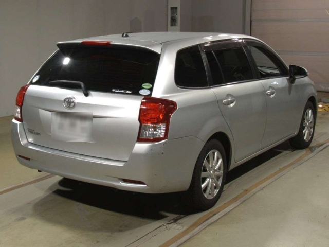 TOYOTA COROLLA FIELDER 2013