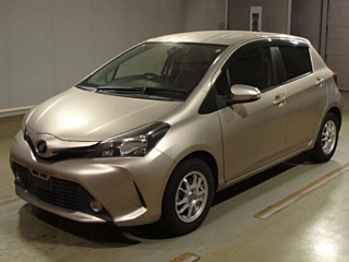 TOYOTA VITZ 2014