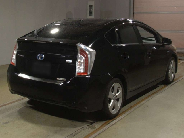 TOYOTA PRIUS 2013