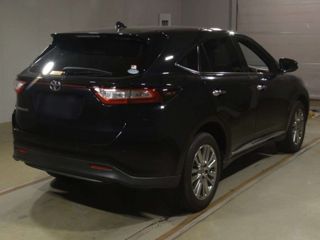 TOYOTA HARRIER 2018