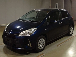 TOYOTA VITZ 2019
