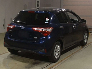 TOYOTA VITZ 2019
