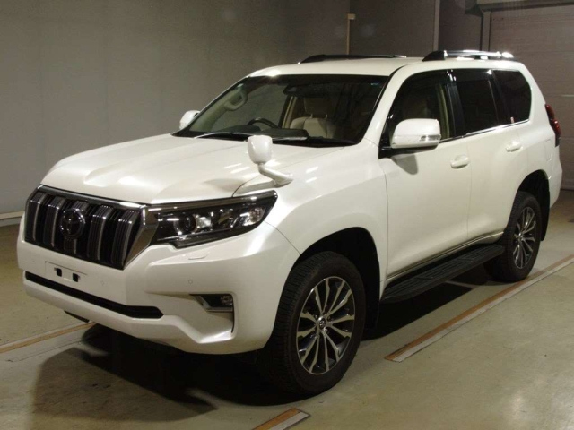 TOYOTA LAND CRUISER PRADO 2018
