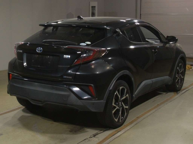 TOYOTA C-HR 2017