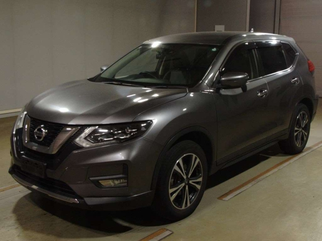 NISSAN X-TRAIL 2018