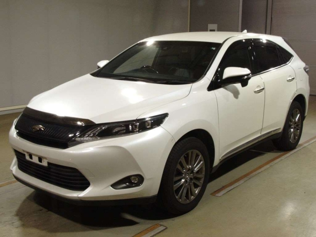 TOYOTA HARRIER 2015