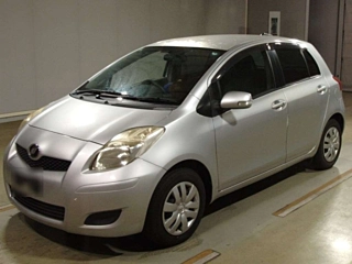 TOYOTA VITZ 2009
