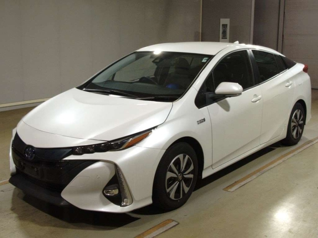TOYOTA PRIUS PHV 2022