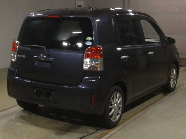 TOYOTA SPADE 2014