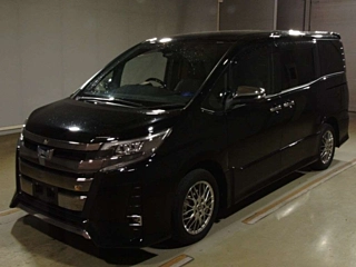 TOYOTA NOAH 2021