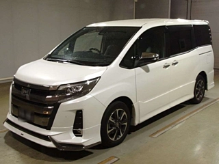 TOYOTA NOAH 2021