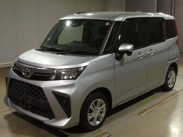 TOYOTA ROOMY 2020