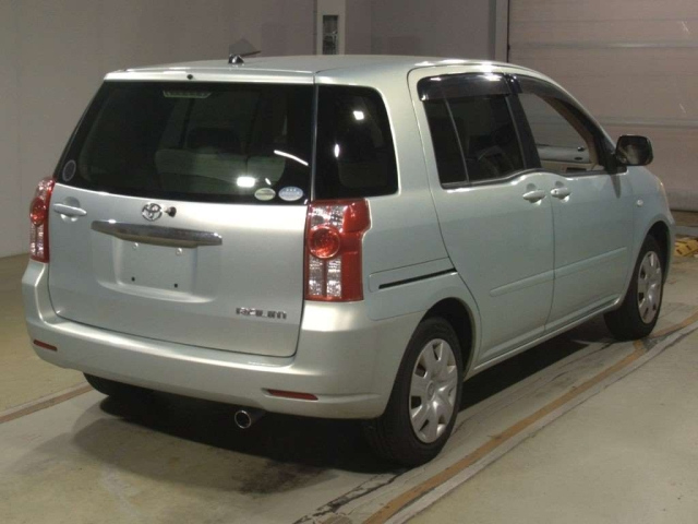 TOYOTA RAUM 2008