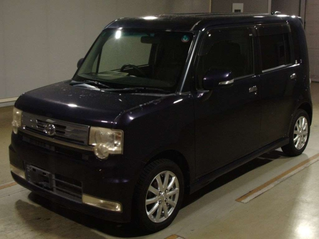 TOYOTA PIXIS SPACE 2012