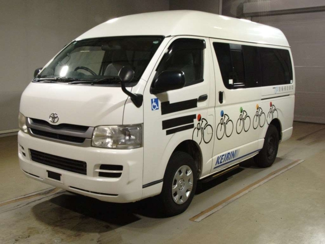 TOYOTA REGIUS ACE VAN 2009