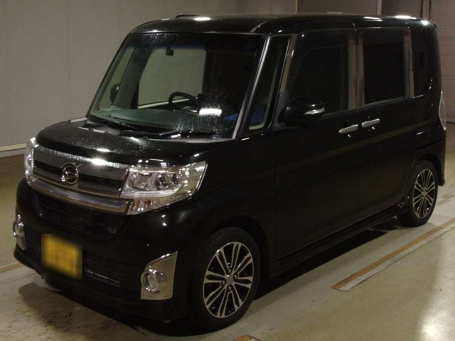 DAIHATSU TANTO 2015
