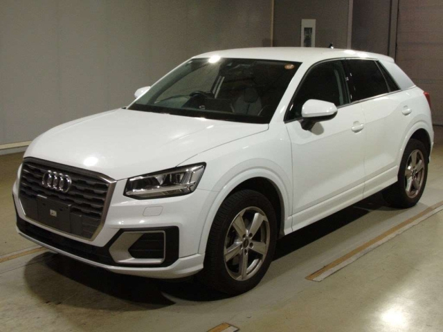 AUDI Q2 2021