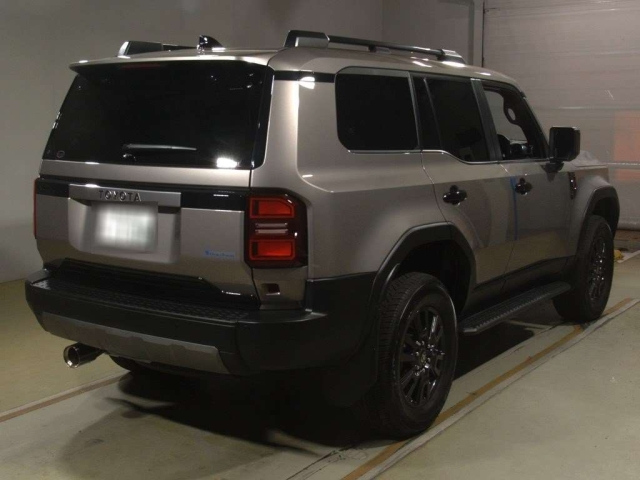 TOYOTA LAND CRUISER 2024