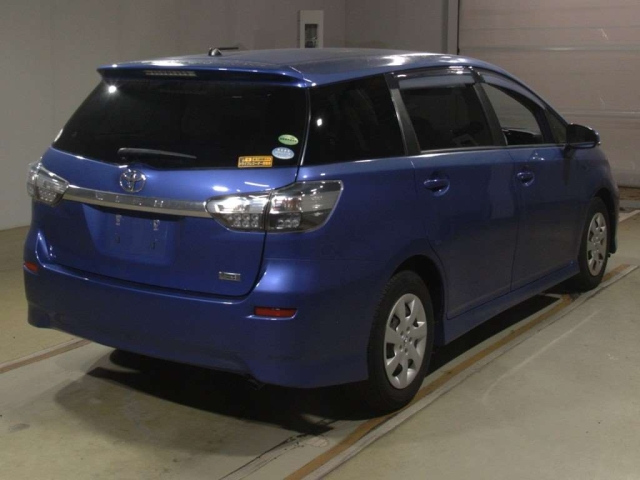 TOYOTA WISH 2012