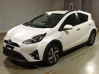TOYOTA AQUA 2020