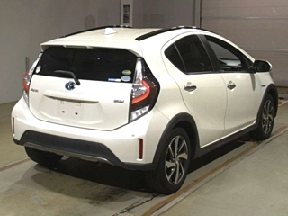 TOYOTA AQUA 2020