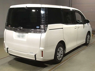 TOYOTA VOXY 2020