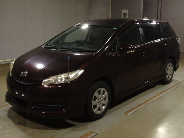 TOYOTA WISH 2012