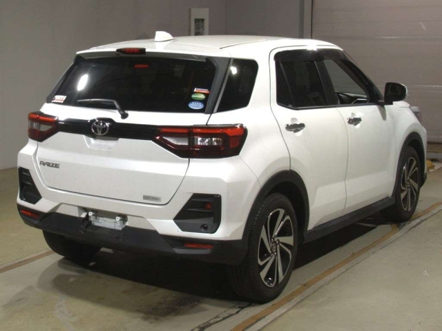 TOYOTA RAIZE 2020