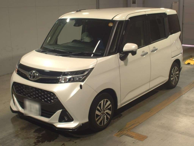 TOYOTA TANK 2018
