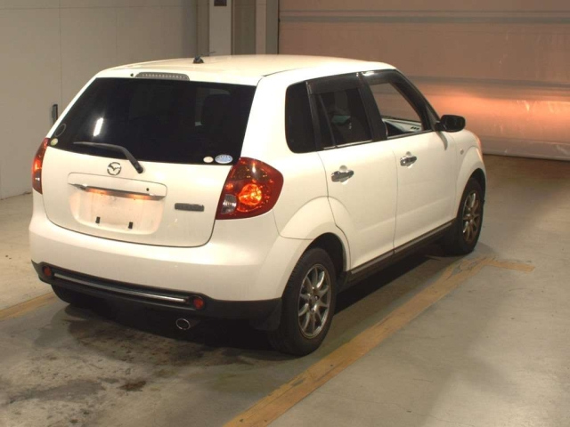 MAZDA VERISA 2013
