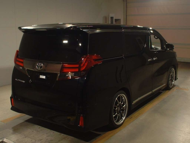 TOYOTA ALPHARD 2016