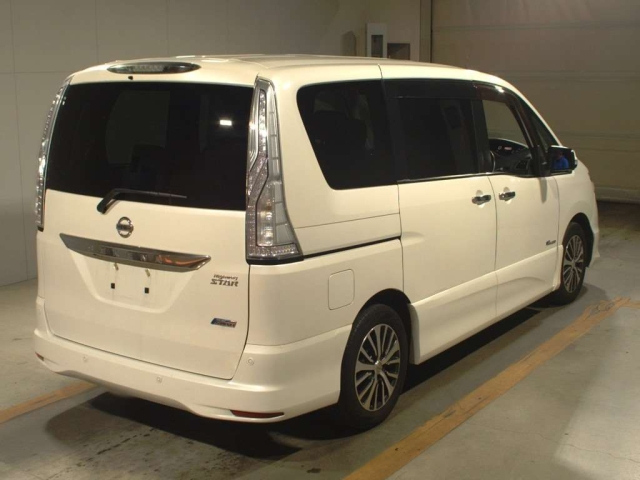 NISSAN SERENA 2015