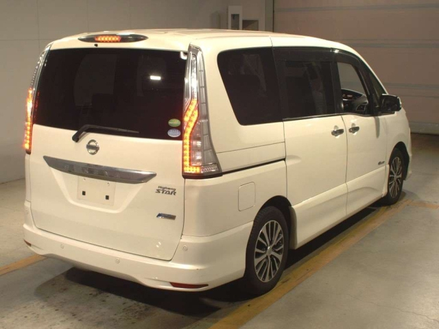 NISSAN SERENA 2015