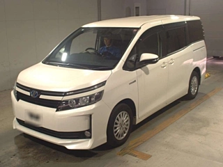 TOYOTA VOXY 2015