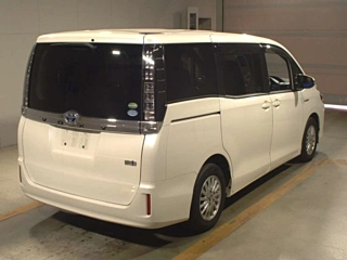 TOYOTA VOXY 2015