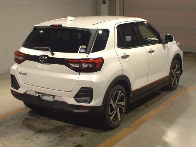 TOYOTA RAIZE 2020
