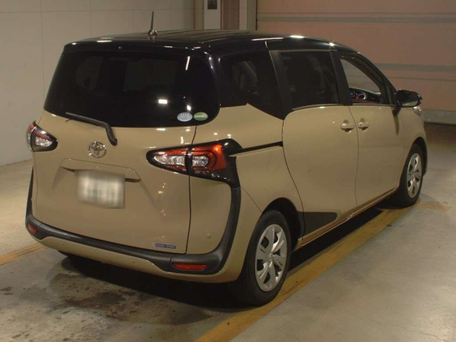 TOYOTA SIENTA 2018