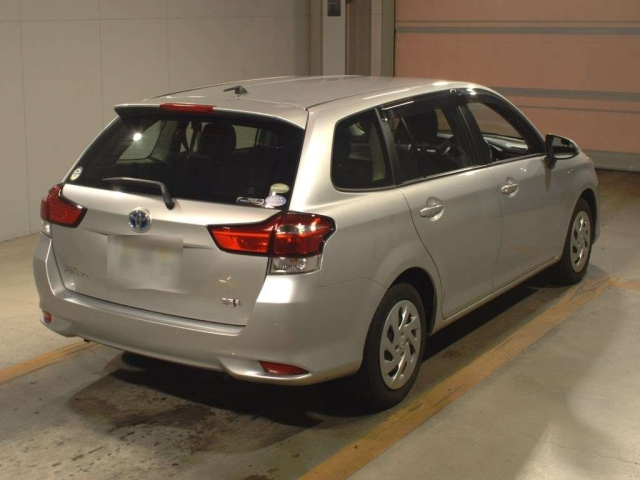 TOYOTA COROLLA FIELDER 2018