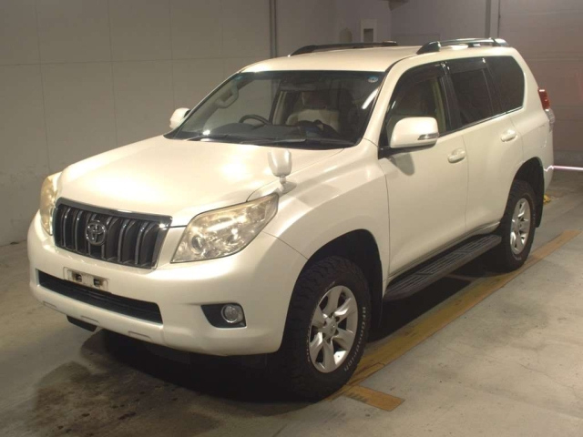 TOYOTA LAND CRUISER PRADO 2013