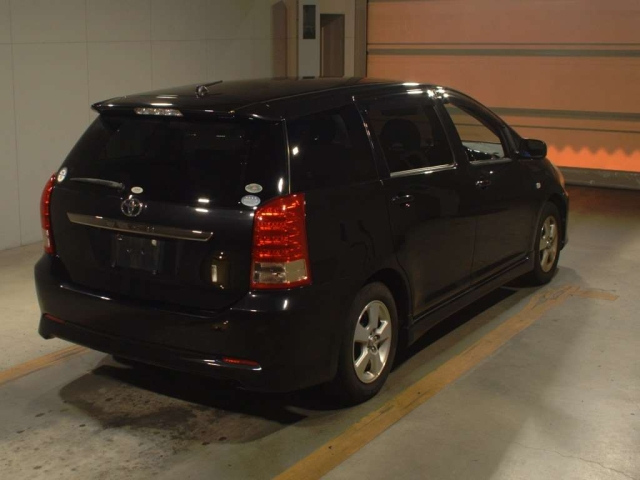 TOYOTA WISH 2008