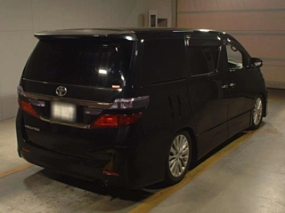 TOYOTA VELLFIRE 2013