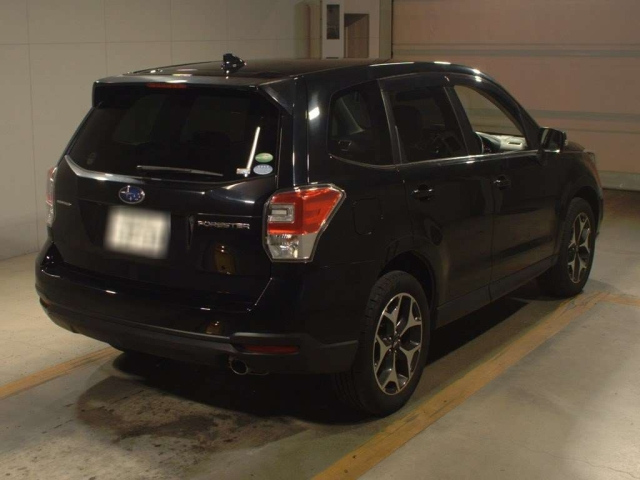 SUBARU FORESTER 2017