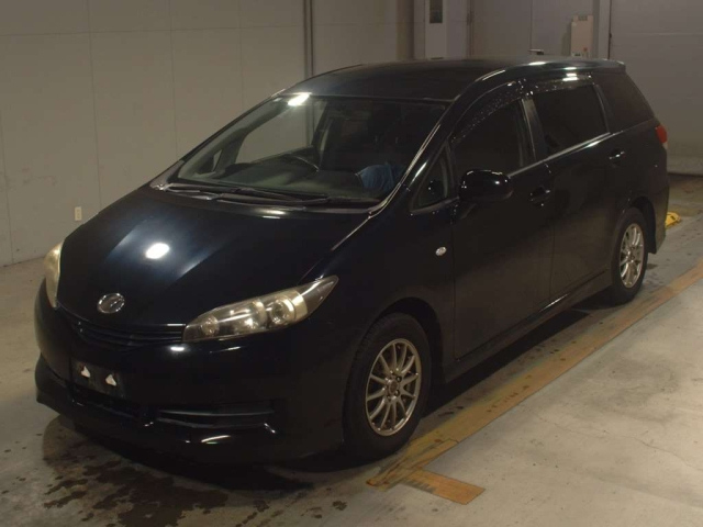 TOYOTA WISH 2010